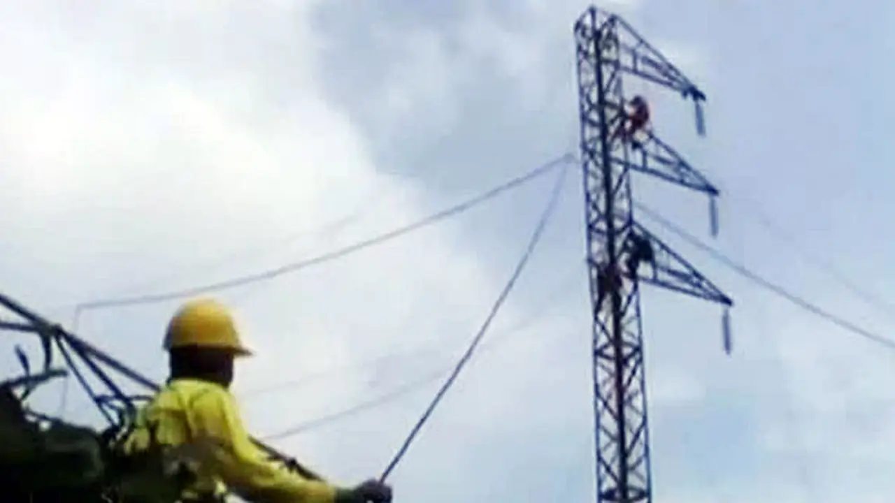 (lip6siang) TOWER AMBRUK