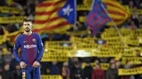 Gerard Pique menerima bayaran per minggu dari Barcelona sebesar 165.000 pound sterling dan telah memperbaharui kontrak dengan Blaugrana hingga 2022. (AFP/Lluis Gene)