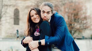 5 Tahun Jalani Hubungan Asmara, Ini 7 Potret Kompaknya El Rumi dan Marsha Aruan