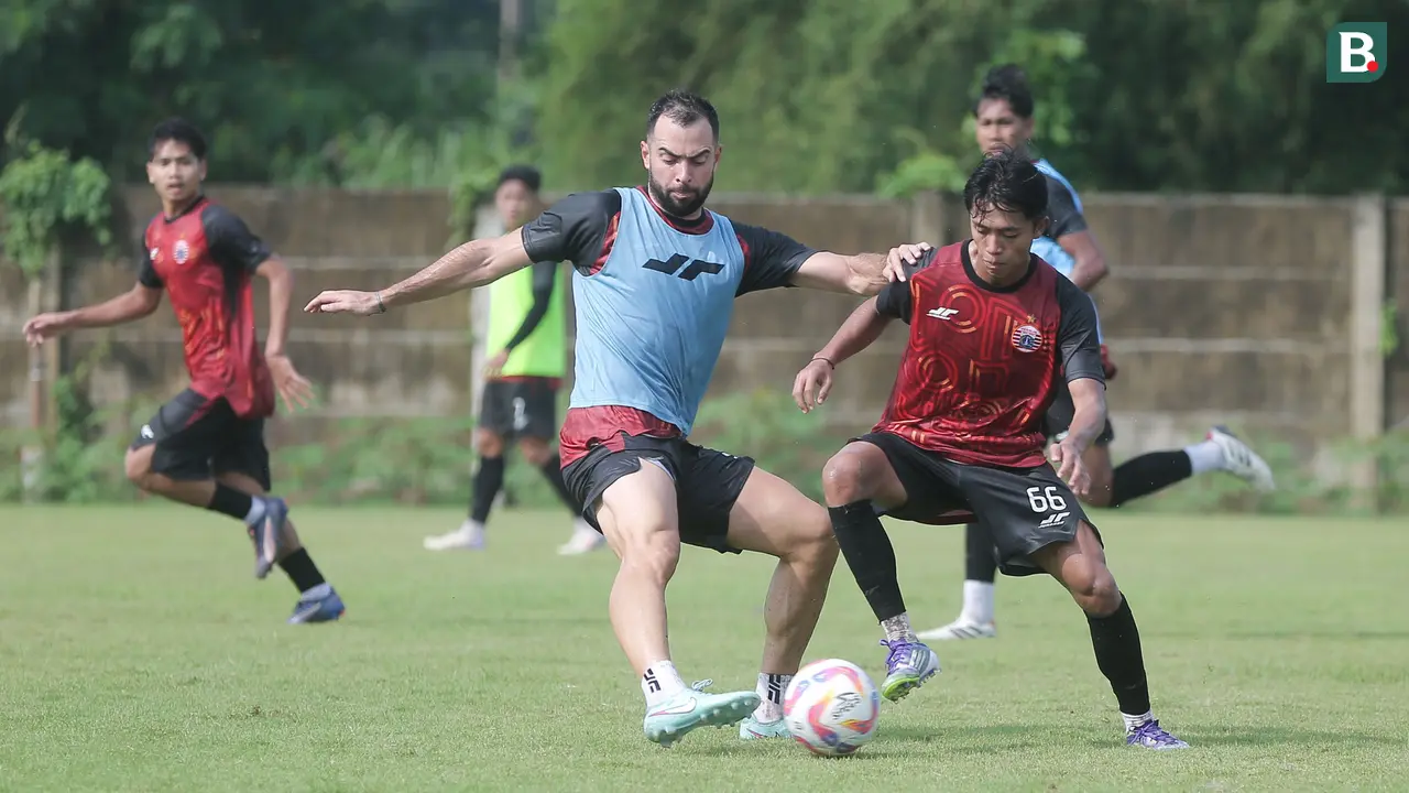 Foto: Penampakan Jordi Amat di Sesi Latihan Persija Jakarta