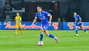 Andrew Jung, penyerang asal Prancis yang bermain di Persib Bandung pada BRI Super League 2025/2026. (Dok. ileague.id)