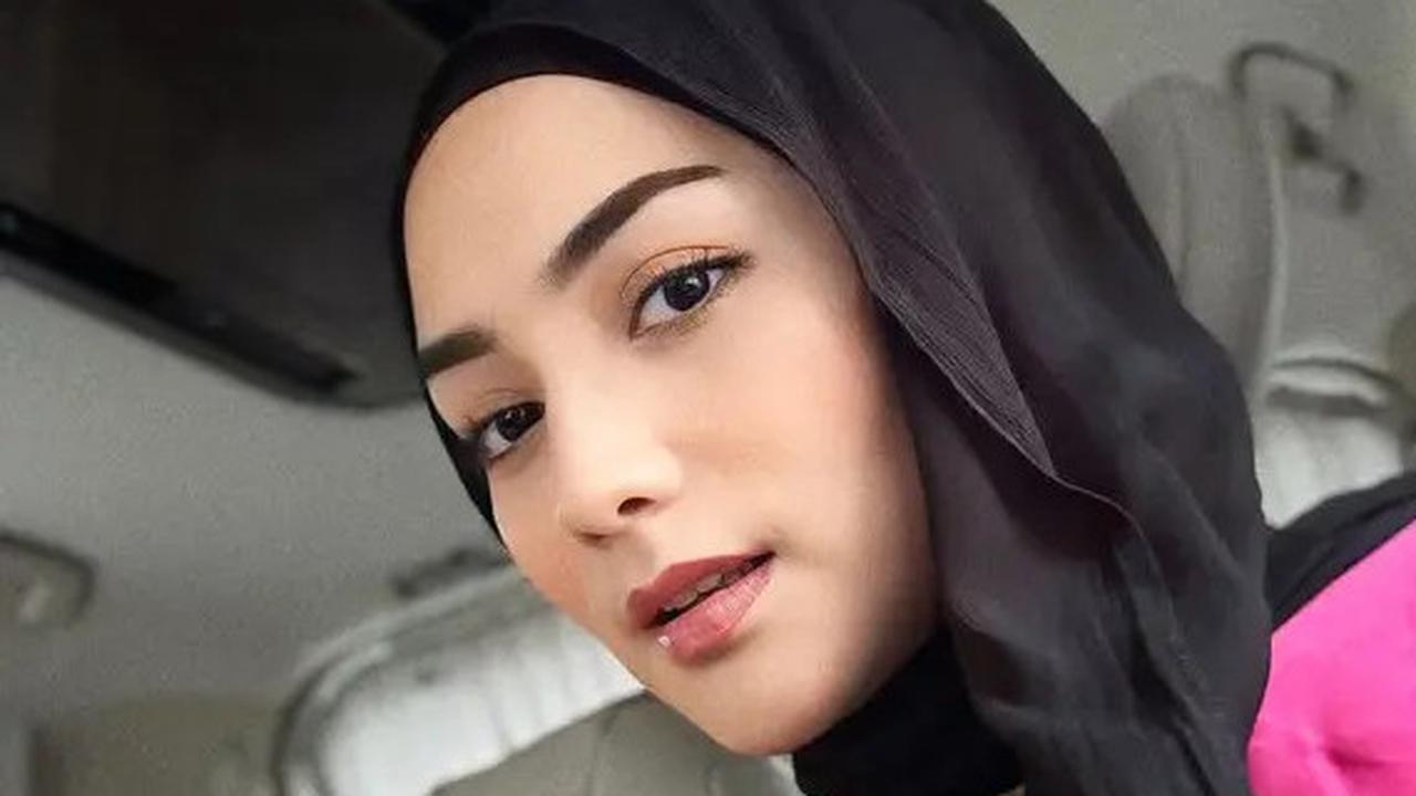 7 Inspirasi Gaya Hijab Ala Citra Kirana yang Selalu Elegan dan Fresh, Bisa Kamu Tiru!