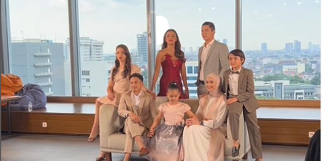 Usai 8 Tahun Vakum, Ini Momen Revalina S Temat Photoshoot Poster Sinetron Baru