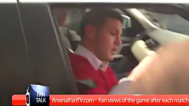 Wilshere Dicegat di Lampu Merah oleh Suporter Arsenal