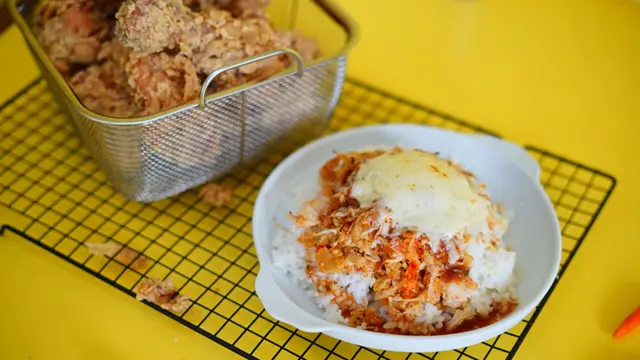 ayam geprek mozarella