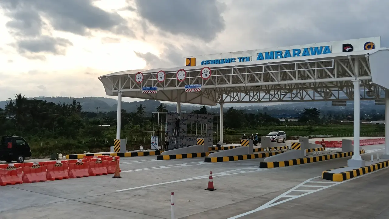 Jalan Tol Jogja-Bawen Seksi 6 ruas Bawen-Ambarawa bakal dibuka secara fungsional untuk sambut Lebaran 2026. (Foto: Liputan6.com/ Maulandy R)