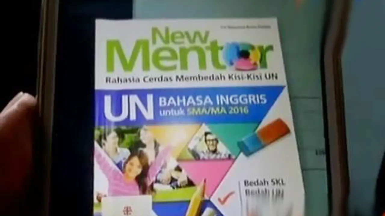 VIDEO: Gambar Palu Arit Ada di Buku Kisi-Kisi UN SMA Ciamis
