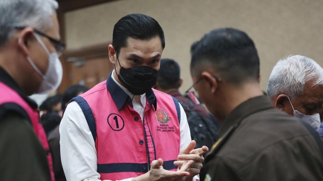 VIDEO: Putra Babel Sentil Hitung-hitungan Korupsi Suami Sandra Dewi "Prabowo Kena Prank"