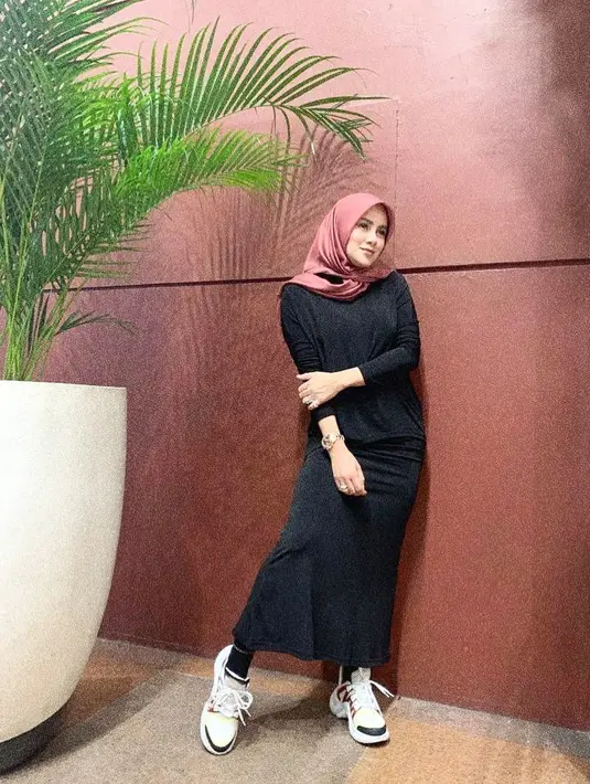 (Instagram/ollaramlanaufar)