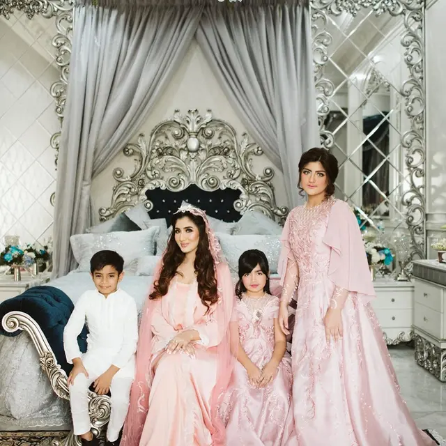 6 Potret Nayla Salsabila Fadel, Adik Tania Nadira