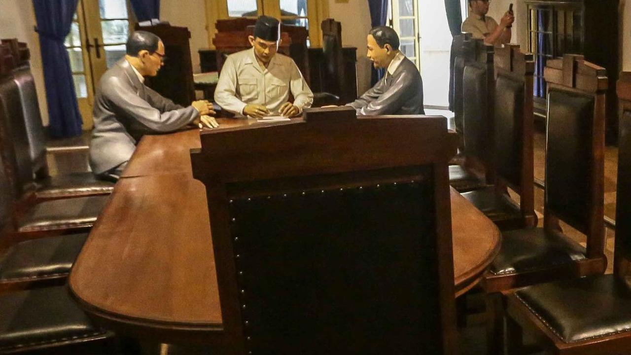 Jepang menyerahkan bangunan kepada Laksamana Muda Tadashi Maeda dan keluarga sebagai tempat tinggal. Ketika itulah rumah ini akhirnya menjadi saksi sejarah.