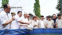 Kepala Badan Pangan Nasional (NFA) Arief Prasetyo Adi bersama Ketua Komisi IV DPR RI Siti Hediati Soeharto melakukan kunjungan kerja ke kawasan persawahan milik PT Sang Hyang Seri (SHS) di Subang, Jawa Barat. (Istimewa)