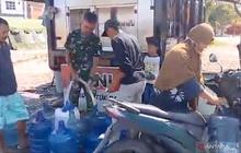 TNI Gencarkan Distribusi Air Bersih di Aceh Pasca Banjir, Pastikan Kebutuhan Warga Terpenuhi