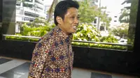 Direktur Utama PT Dutasari Cipta Laras Machfud Suroso, memenuhi panggilan Komisi Pemberantasan Korupsi (KPK) di Gedung KPK, Jakarta, Jumat (8/8). (Antara/Ismar Patrizki)