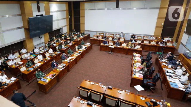 Menhan Prabowo Hadiri Rapat dengan Komisi I DPR