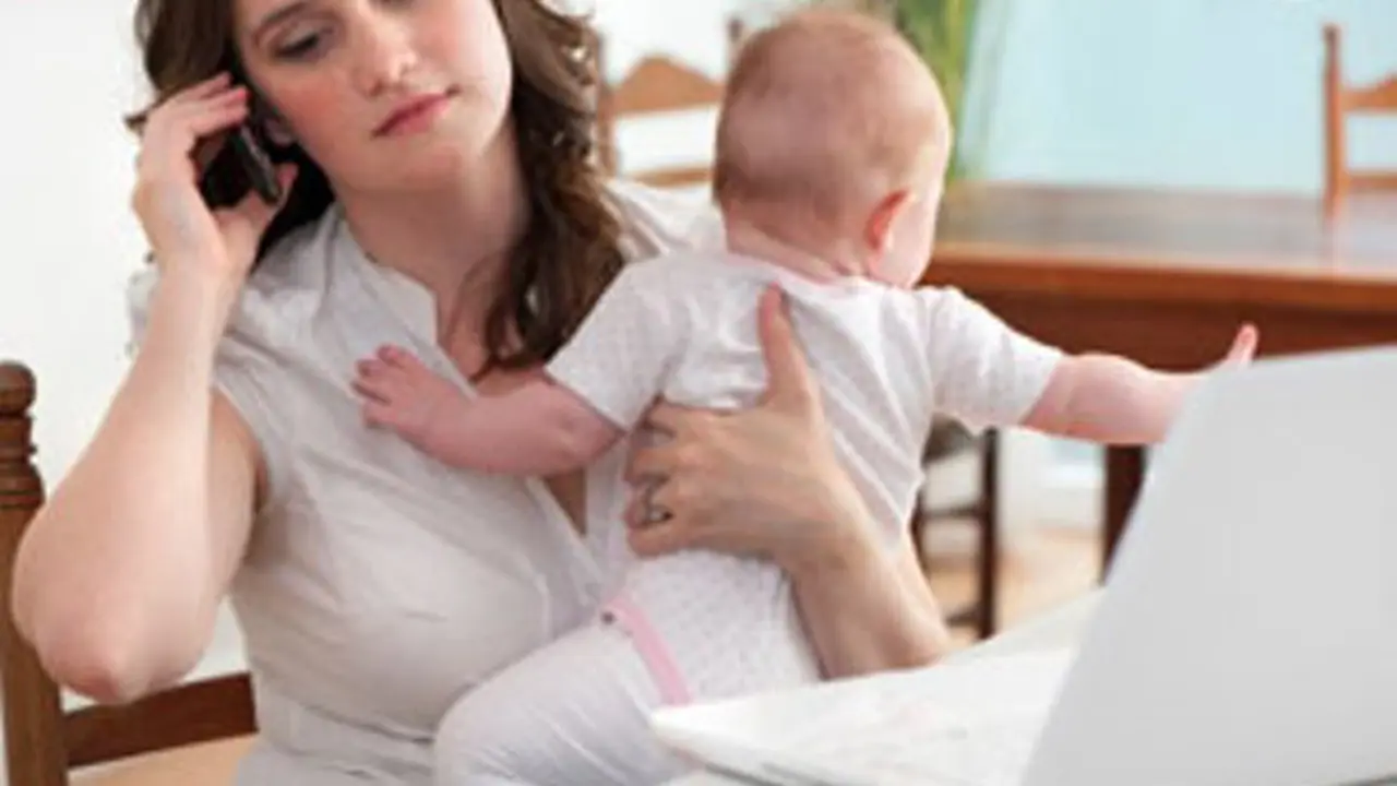 Tips Sukses Menyusui Bagi Ibu Pekerja