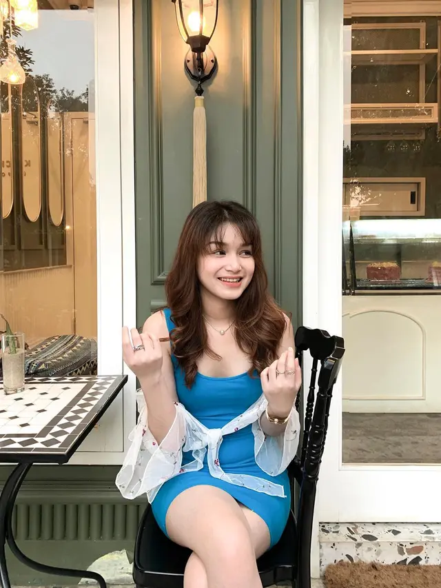 Tampil Berponi, 7 Potret Terbaru Icha Nabilah Ini Dipuji Makin Menawan