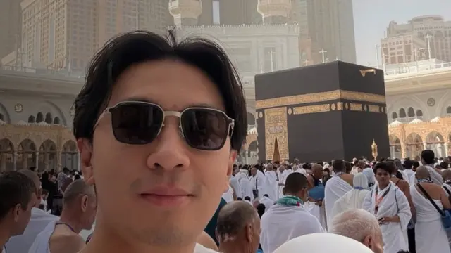Nikita Willy Umrah saat Ramadan Bersama Suami [@nikitawillyofficial94]