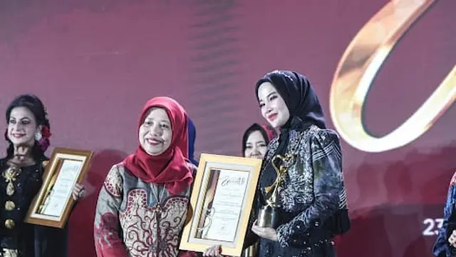 dr. Ayu Widyaningrum, MM, Magister AAAM, Magister IBAM