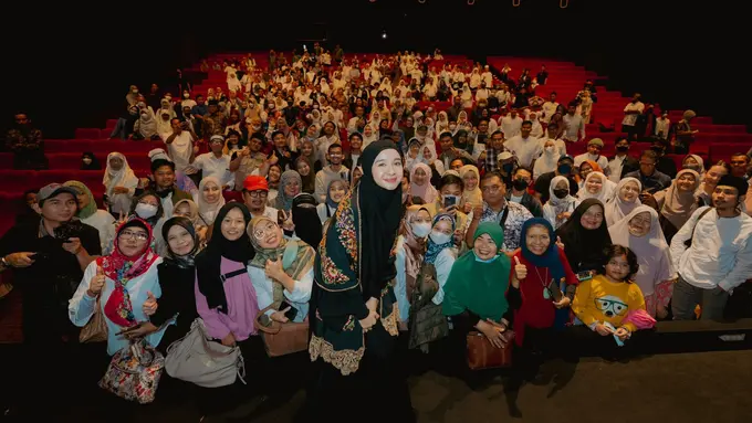Laudya Cynthia Bella nobar film Buya Hamka (Istimewa)