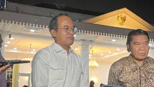 Plt. Sekretaris Wakil Presiden, Al Muktabar dan Staf Khusus Wakil Presiden, Nicolaus Teguh Budi Harjanto (Foto: Winda Nelfira)