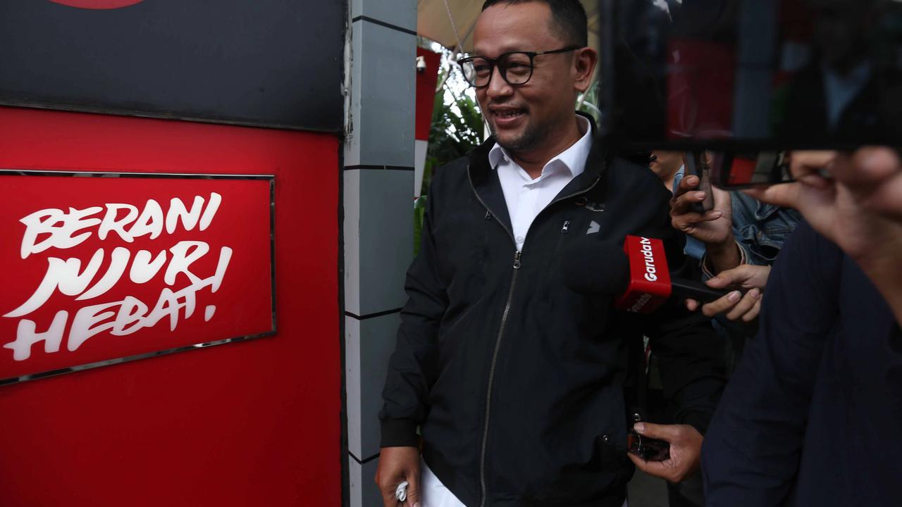 FOTO: KPK Periksa Gus Alex Terkait Dugaan Korupsi Kuota Haji