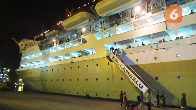 KM Lambelu (Fauzan/Liputan6.com)