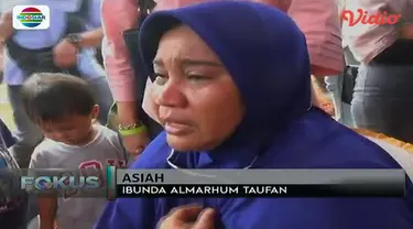 Suasana haru mengiringi pemakaman Bripda Taufan Tsunami yang tewas dalam ledakan bom Kampung Melayu.