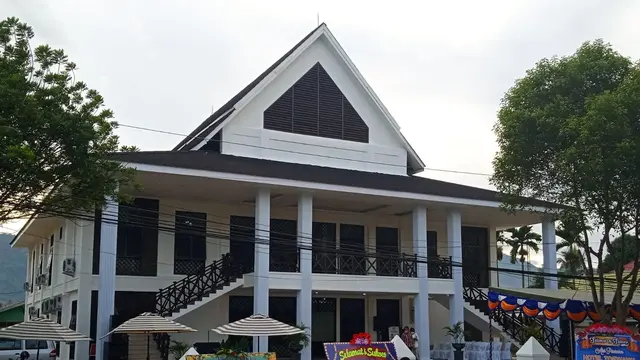 Hotel Toewawa Bonebol yang memiliki karakteristik lokal. Foto:AKP/Kominfo (Arfandi Ibrahim/Liputan6.com)