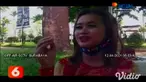 Puluhan model tampil dalam parade kostum atraktif di Jember, Jawa Timur. Menariknya peserta menampilkan kostumnya sambil berlenggak-lenggok di atas ikan, sehingga menjadi tantangan tersendiri.