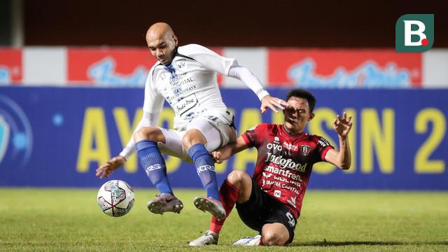 Foto: Laga Keras, Bali United Bermain Imbang Tanpa Gol dengan PSIS Semarang di Pertandingan Lanjutan BRI Liga 1