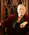 Sejak kepergian Hugh Hefner untuk selamanya, publik selalu bertanya penyebab di balik kematian bos playboy itu. Setelah beberapa hari Hefner dikebumikan, akhirnya terungkap soal kematian itu. (Instagram/hughefner)
