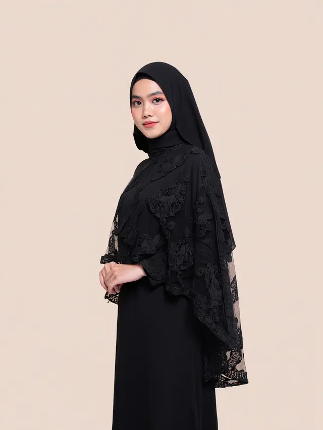 Gamis A-Line Kombinasi Cape Brokat