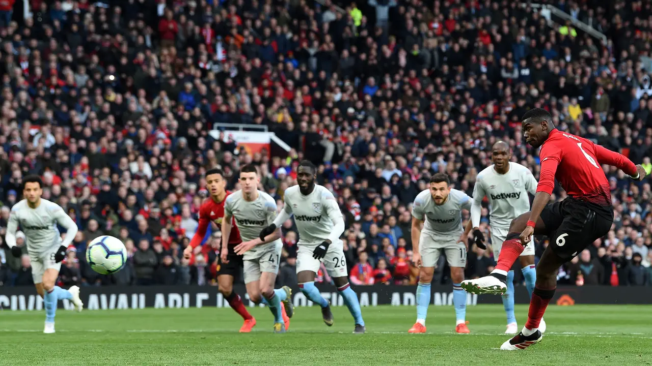 Pogba Dua Gol, MU Bungkam West Ham