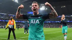 Hingar bingarnya Liga Inggris yang menjadi magnet bagi para pemain, justru ditinggalkan oleh 5 pemain berikut. Berbagai alasan menjadi landasan mereka untuk meninggalkan klub yang telah dibelanya lebih dari dua musim ini. Siapa saja sih 5 pemain tersebut? (AFP/Anthony Devlin)