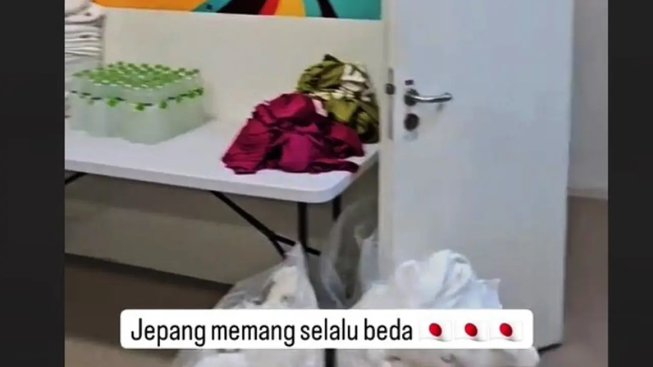 Tersingkir di Piala Dunia U-17 2023, Jepang Bersihkan Ruang Ganti Stadion Manahan Solo.  foto: TikTok @gilabola_ina6