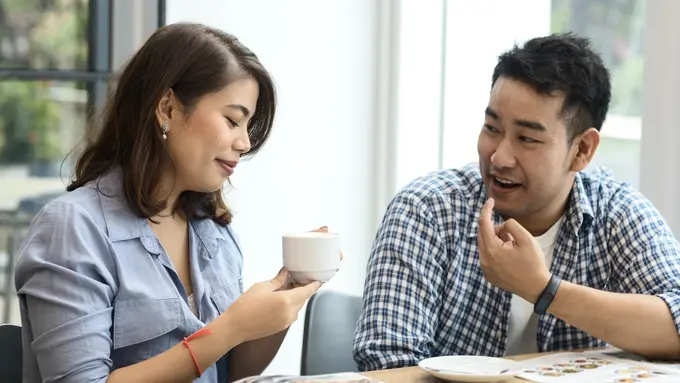 couple mei sikap dewasa