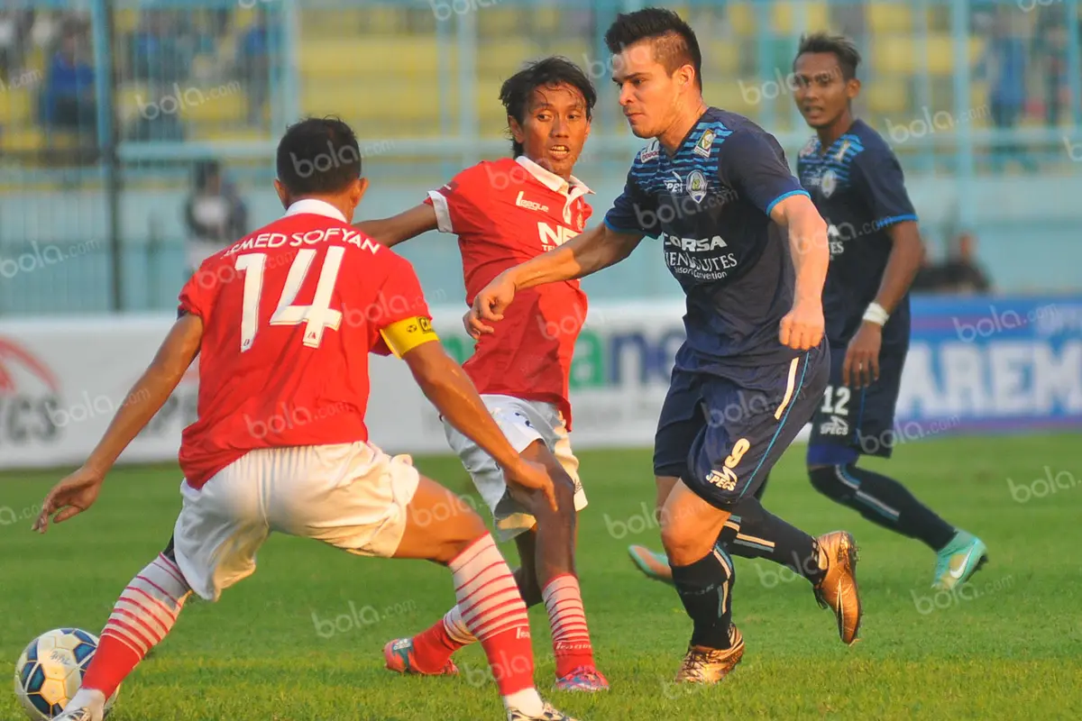 Gustavo Giron Arema Cronus