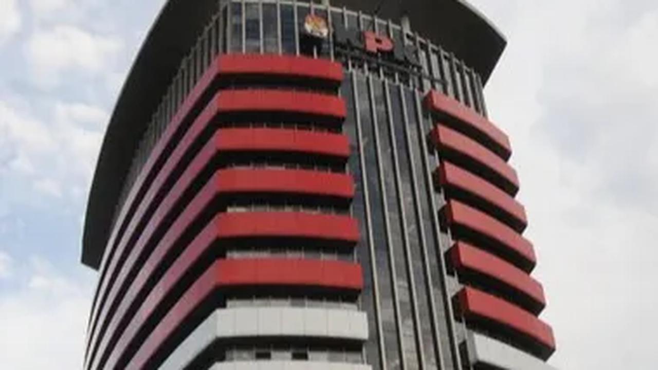 Nawawi mengatakan, rencananya pekan depan pimpinan KPK akan menemui Panglima TNI. Pertemuan dengan Panglima TNI menunggu Ketua KPK Firli Bahuri kembali dari luar kota.
