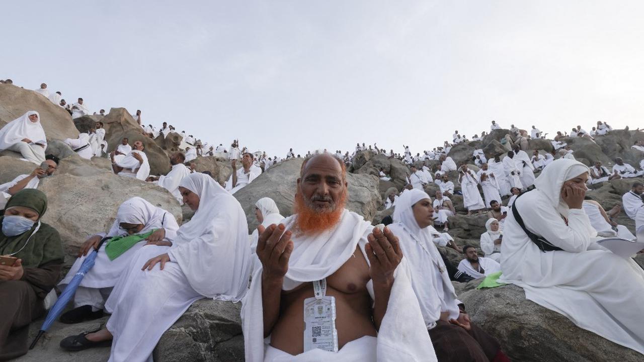 Jutaan jemaah haji mulai padati Jabal Rahmah