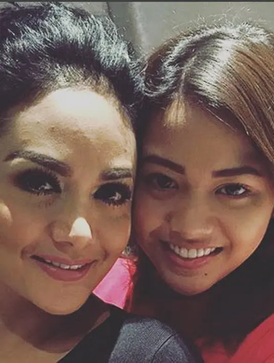 (Instagram/krisdayantirl)