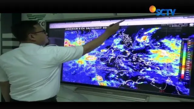 Badan Meteorologi, Klimatologi, dan Geofisika (BMKG) menegaskan siklon tropis Cempaka dan Dahlia sudah meninggalkan wilayah Indonesia.