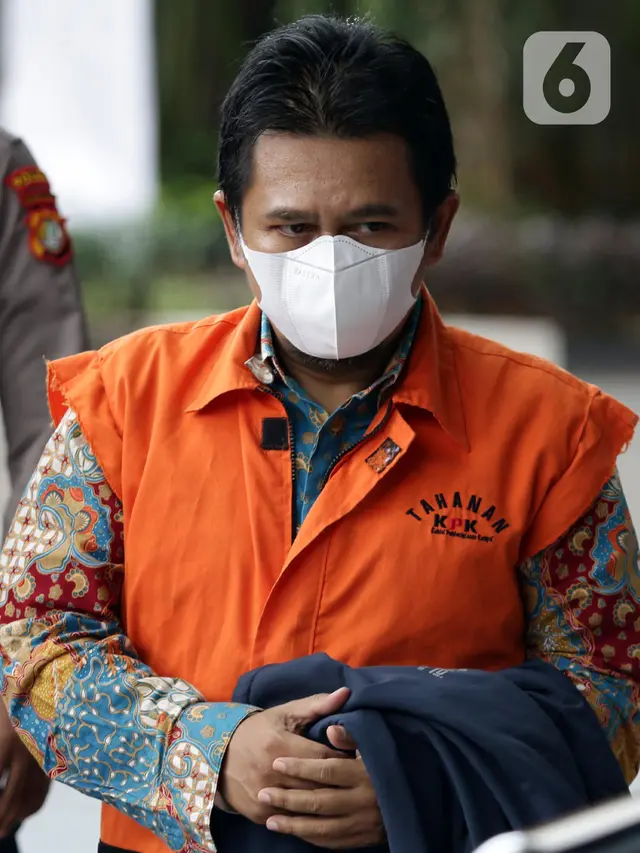 Pemeriksaan Tersangka Suap Pajak Jalan Tol Solo - Kertosuro