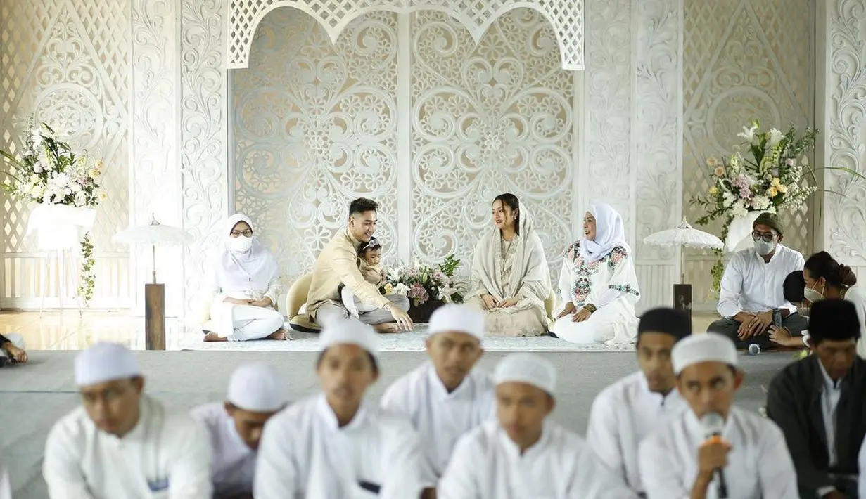 Siti Badriah Tasyakuran 4 Bulanan (Instagram/budekorbymythos)