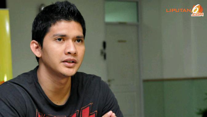 Wow, Aksi Silat Iko Uwais Diperhatikan Jackie Chan 