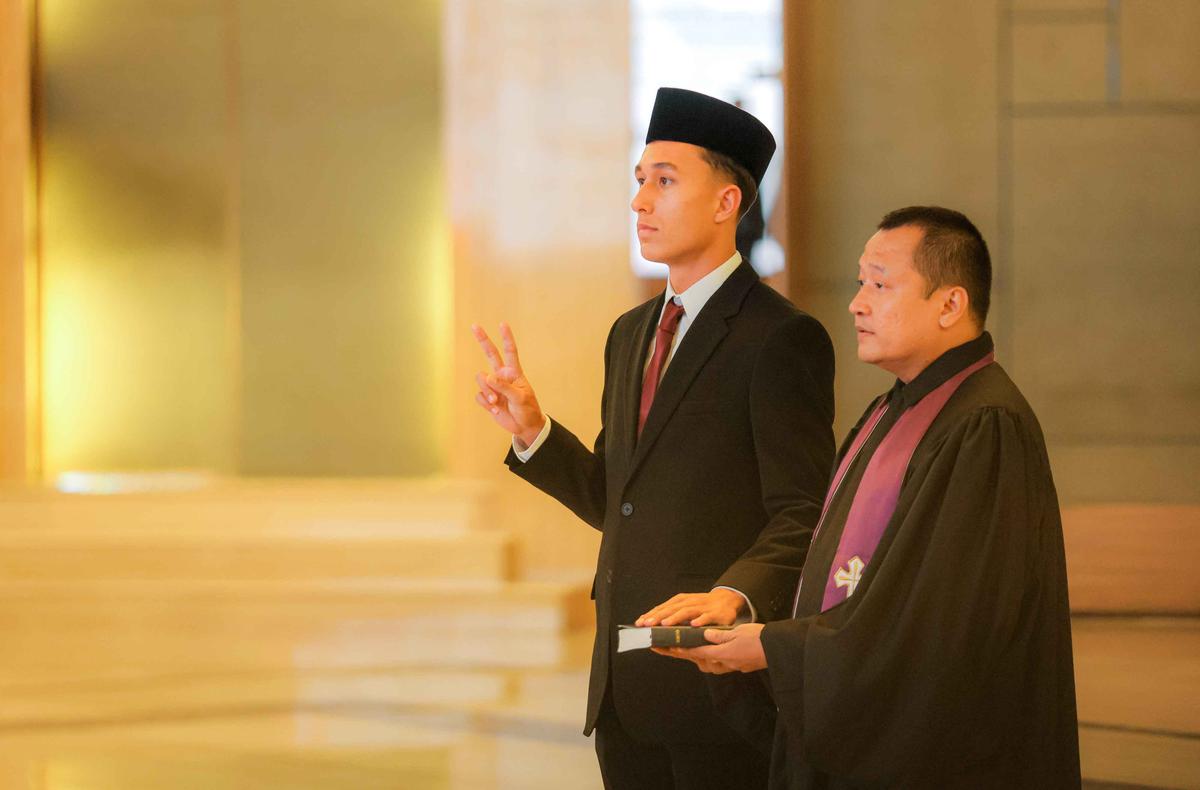 FOTO: Tambahan Amunisi Baru, Bintang Muda Belanda Miliano Jonathans Resmi Jadi WNI