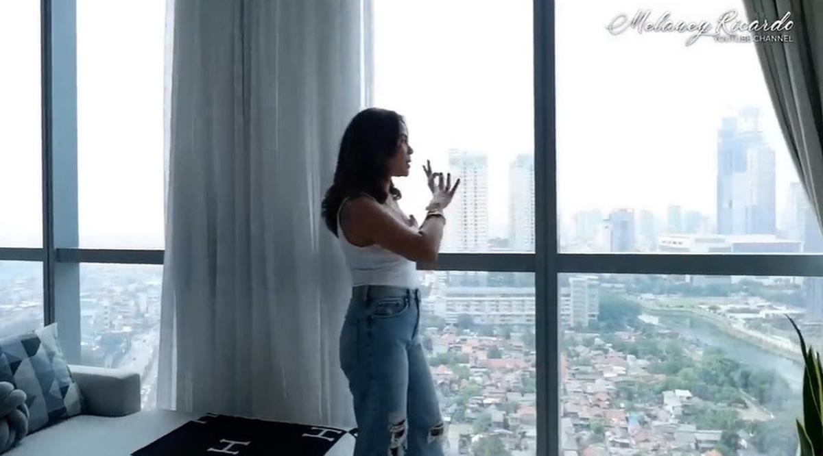 9 Potret Apartemen Melaney Ricardo Bergaya Minimalis dan Homey, Sering Jadi Spot Bikin Konten