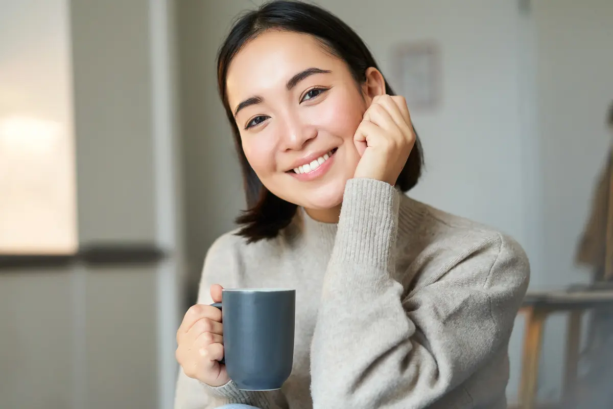wanita mei zodiak yang pendiam