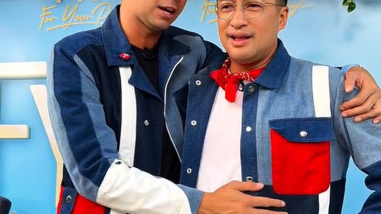 8 Potret Irfan Hakim Ulang Tahun ke-49, Dapat Kado dari Raffi Ahmad hingga Tim Dehakim Bikin Mewek