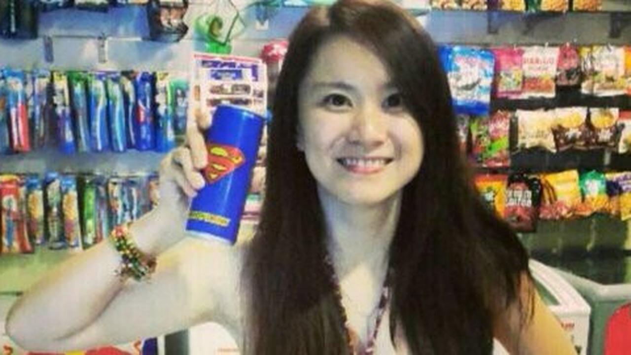 Theresia terbang ke Korea demi perdalam ilmu hias kue bunga